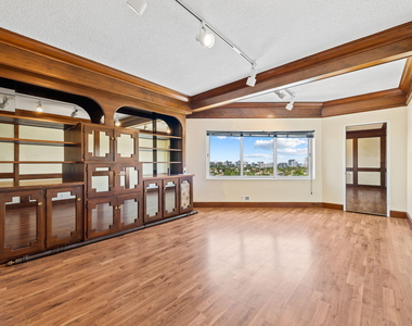 333 Sunset Drive - Photo Thumbnail 24