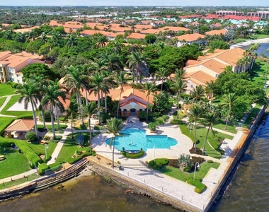 103 Yacht Club Way - Photo Thumbnail 3