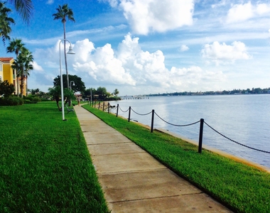 103 Yacht Club Way - Photo Thumbnail 16