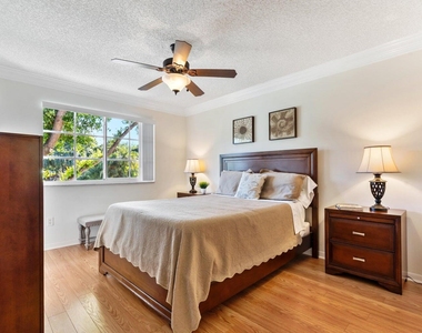 103 Yacht Club Way - Photo Thumbnail 26