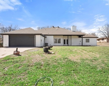 894 Tate Street - Photo Thumbnail 37