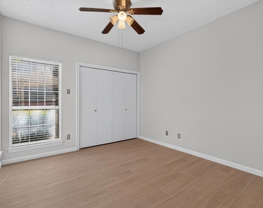 14277 Preston Road - Photo Thumbnail 4