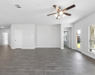 613 Cattle Chute Court - Photo Thumbnail 26