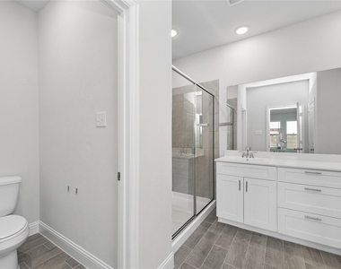 613 Cattle Chute Court - Photo Thumbnail 23