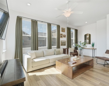7503 Millingston Road - Photo Thumbnail 10