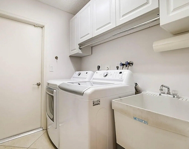 20816 Sugarloaf Lane - Photo Thumbnail 30