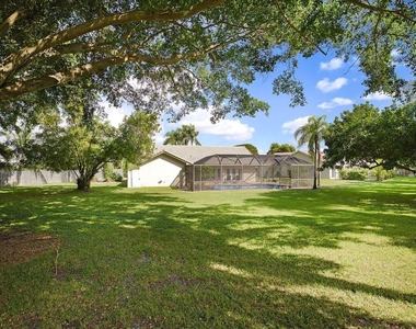 20816 Sugarloaf Lane - Photo Thumbnail 25