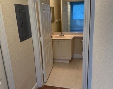4520 Pga Boulevard - Photo Thumbnail 3