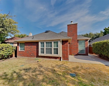 3116 Fox Hollow Drive - Photo Thumbnail 16