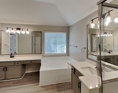 3116 Fox Hollow Drive - Photo Thumbnail 9