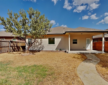 11704 Anna Grace Drive - Photo Thumbnail 16