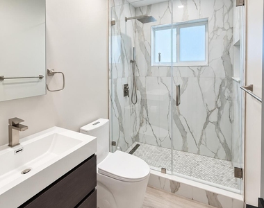1402 Ne 2nd Avenue - Photo Thumbnail 4