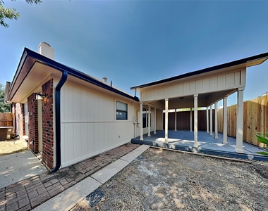6929 Aston Drive - Photo Thumbnail 16