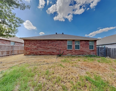 8728 Sumter Way - Photo Thumbnail 16