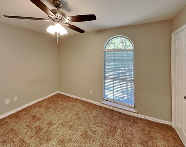 7732 Pear Tree Lane - Photo Thumbnail 12