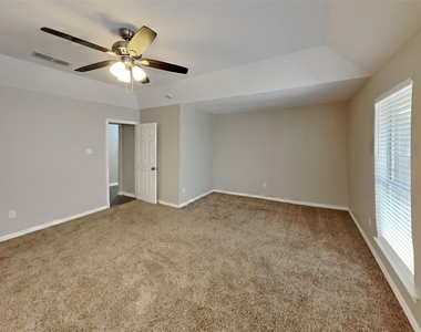 7732 Pear Tree Lane - Photo Thumbnail 7