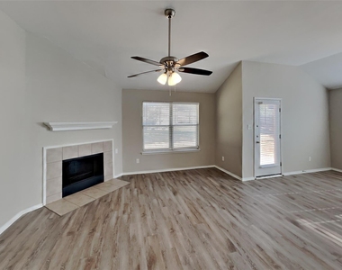 5105 Persimmon Court - Photo Thumbnail 2