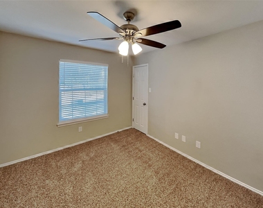 5105 Persimmon Court - Photo Thumbnail 11