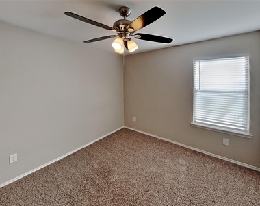 5105 Persimmon Court - Photo Thumbnail 10