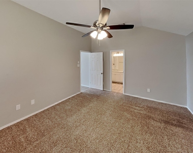 5105 Persimmon Court - Photo Thumbnail 7