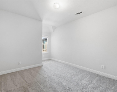 519 Sequoia Street - Photo Thumbnail 21