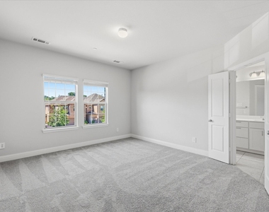 519 Sequoia Street - Photo Thumbnail 20