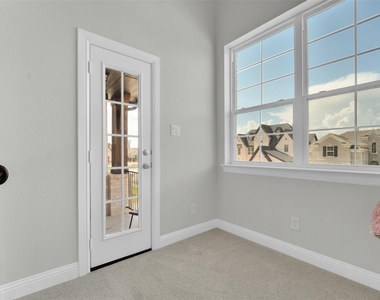 3520 Helios Lane - Photo Thumbnail 24