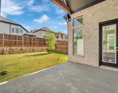 3520 Helios Lane - Photo Thumbnail 33