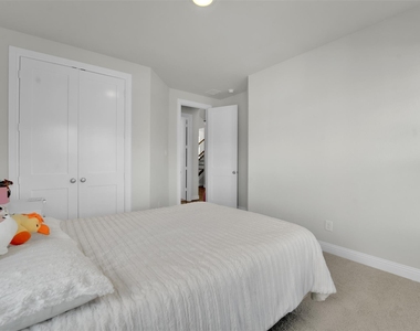 3520 Helios Lane - Photo Thumbnail 15