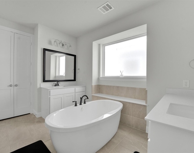 3520 Helios Lane - Photo Thumbnail 30