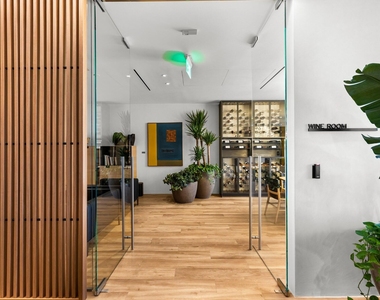 1400 Biscayne Boulevard - Photo Thumbnail 25