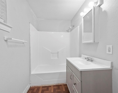 521 Ruth Street - Photo Thumbnail 12