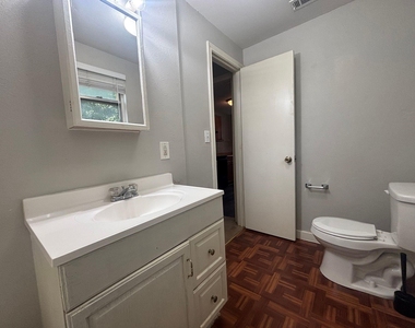 521 Ruth Street - Photo Thumbnail 13