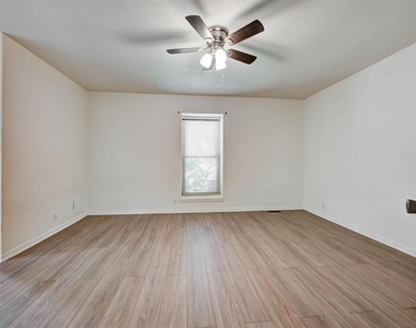 1030 Walsh Lane - Photo Thumbnail 28