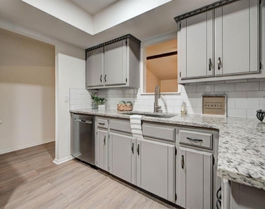 1030 Walsh Lane - Photo Thumbnail 22
