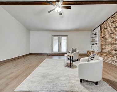 1030 Walsh Lane - Photo Thumbnail 14