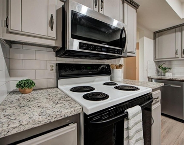 1030 Walsh Lane - Photo Thumbnail 20