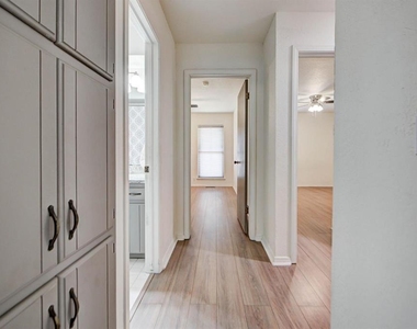 1030 Walsh Lane - Photo Thumbnail 36