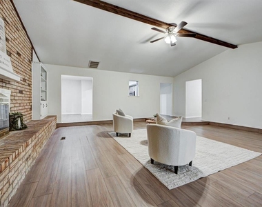 1030 Walsh Lane - Photo Thumbnail 11
