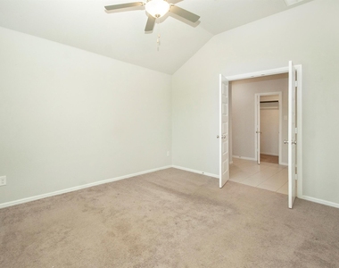 8840 Landergin Mesa Drive - Photo Thumbnail 12