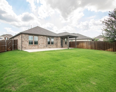 8840 Landergin Mesa Drive - Photo Thumbnail 20