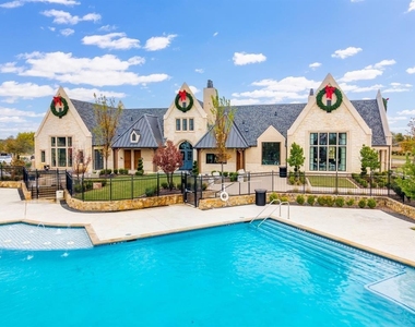 2856 Chester Drive - Photo Thumbnail 2