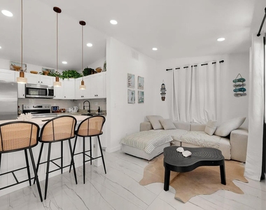 1433 Ne 53rd Court - Photo Thumbnail 6