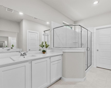3513 Chambers Drive - Photo Thumbnail 10