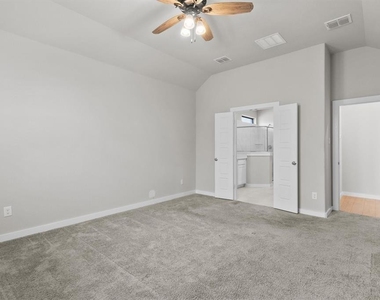 3513 Chambers Drive - Photo Thumbnail 8