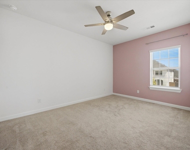 1815 Navarre Way - Photo Thumbnail 22