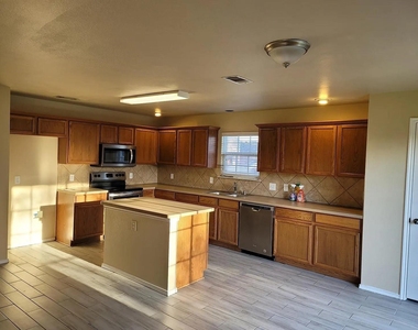 4706 Maritime Cove - Photo Thumbnail 1