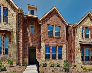 2005 Buffalo Hill Drive - Photo Thumbnail 1