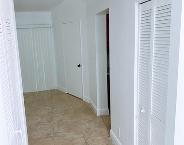 9243 Sw 138th Place - Photo Thumbnail 8