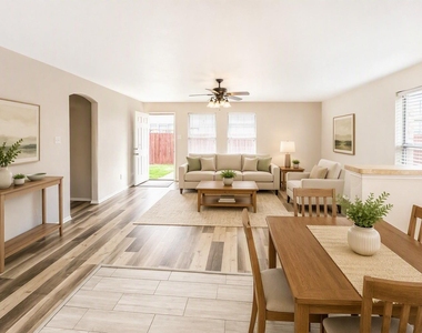 10445 Hideaway Trail - Photo Thumbnail 3